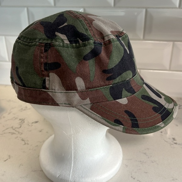 Silpada camo hat - Picture 6 of 7